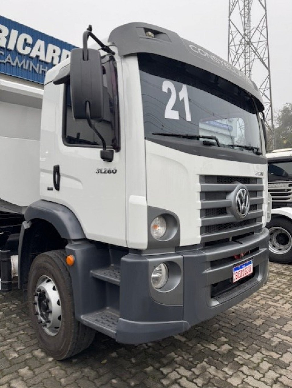 Imagem do veículo VOLKSWAGEN 31-280 E Constel. 6x4 2P (E5)