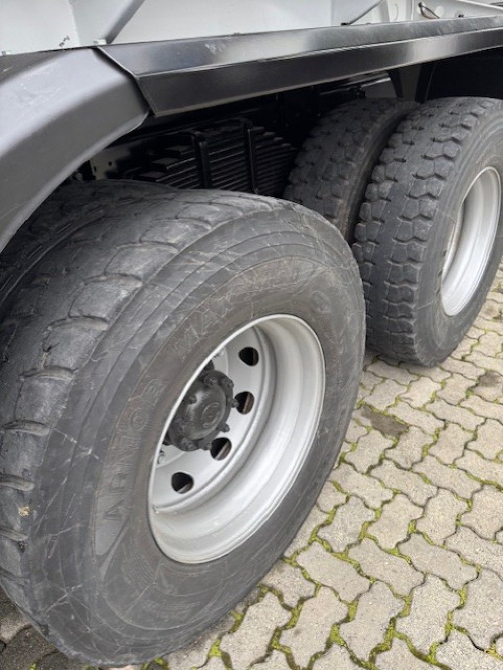 Imagem do veículo VOLKSWAGEN 31-280 E Constel. 6x4 2P (E5)