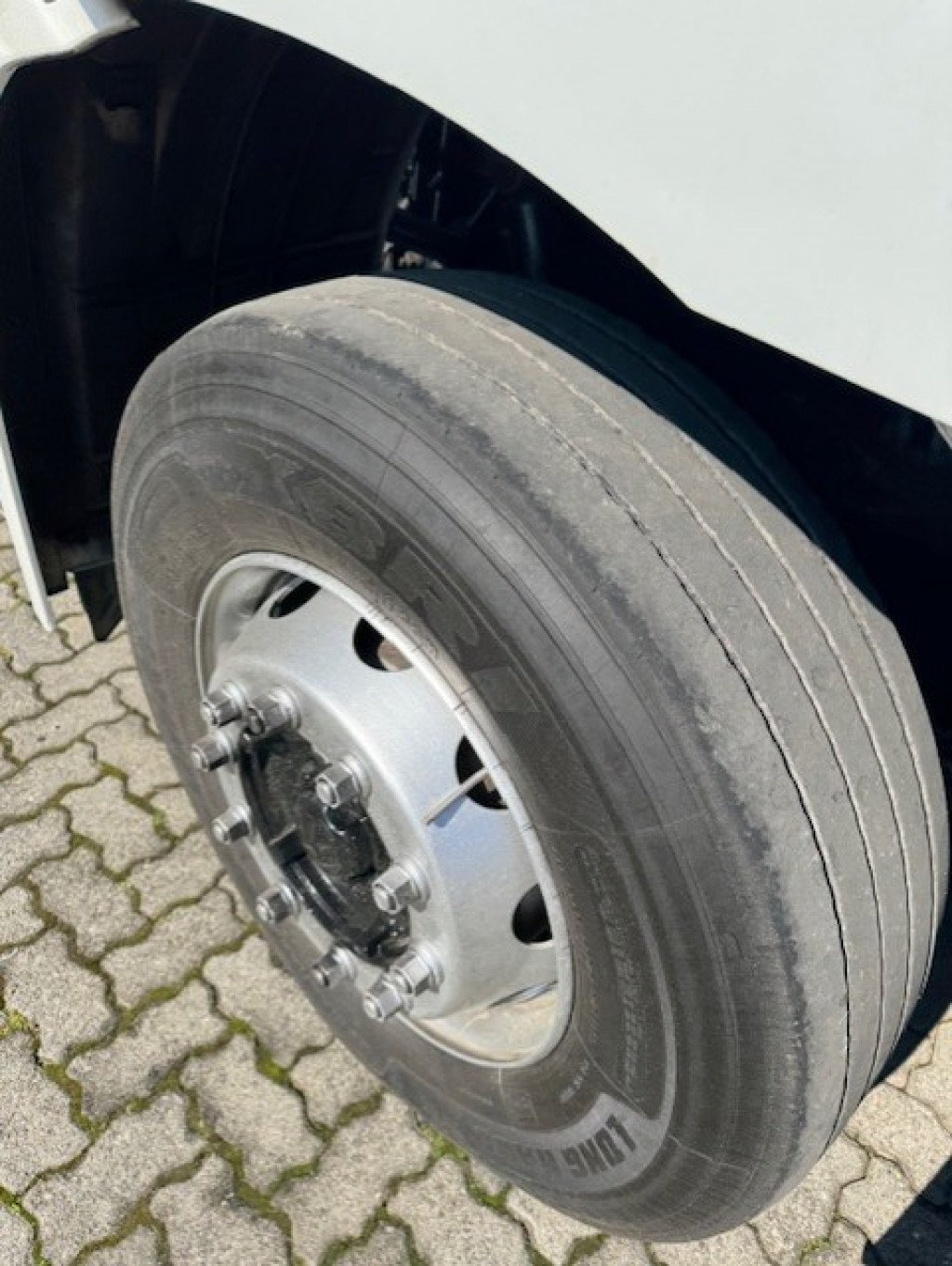Imagem do veículo VOLKSWAGEN 25-420 Constellation 6x2 2P (E5)