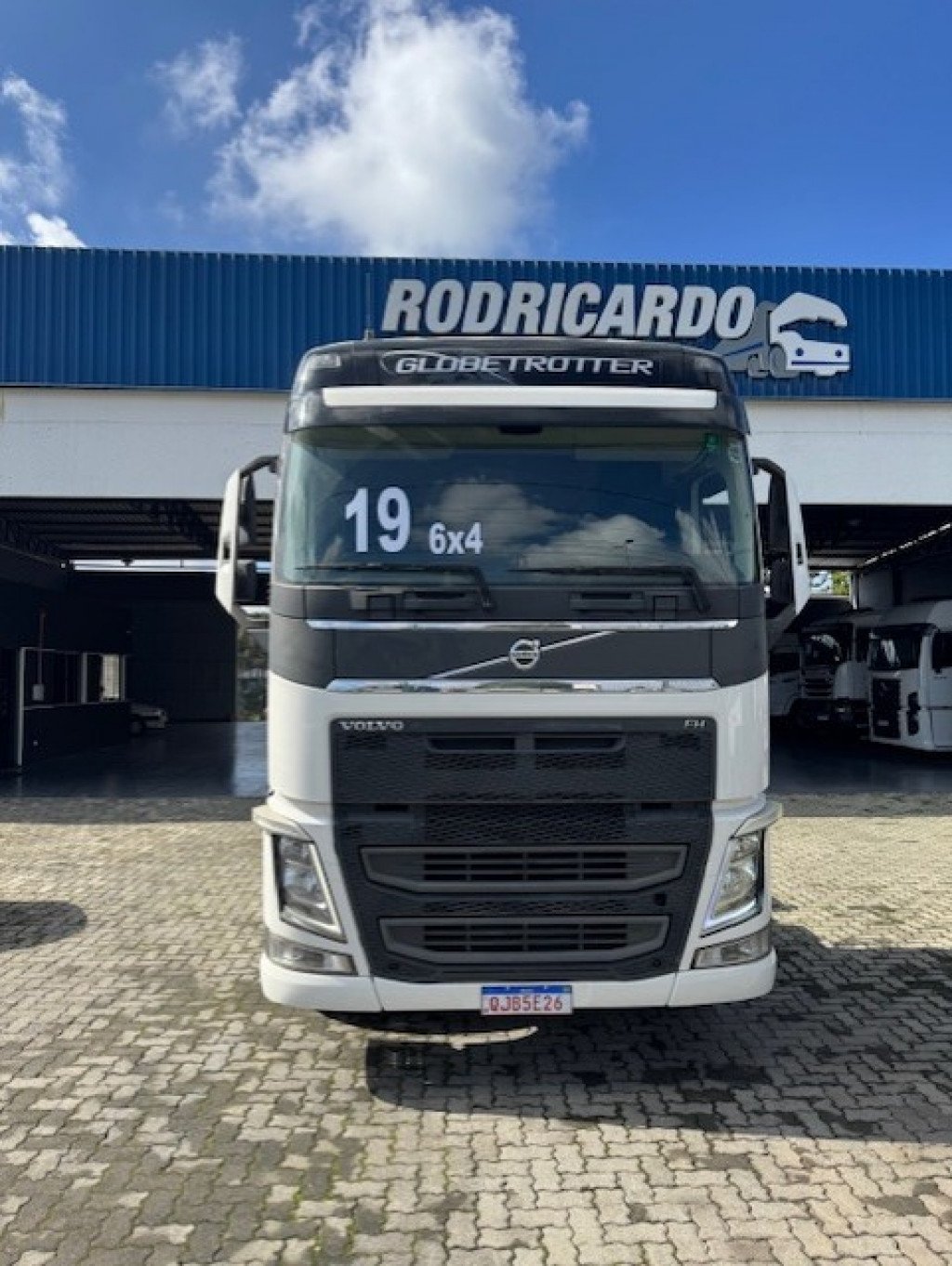 Imagem do veículo VOLVO FH 500 6x4 T (E5)