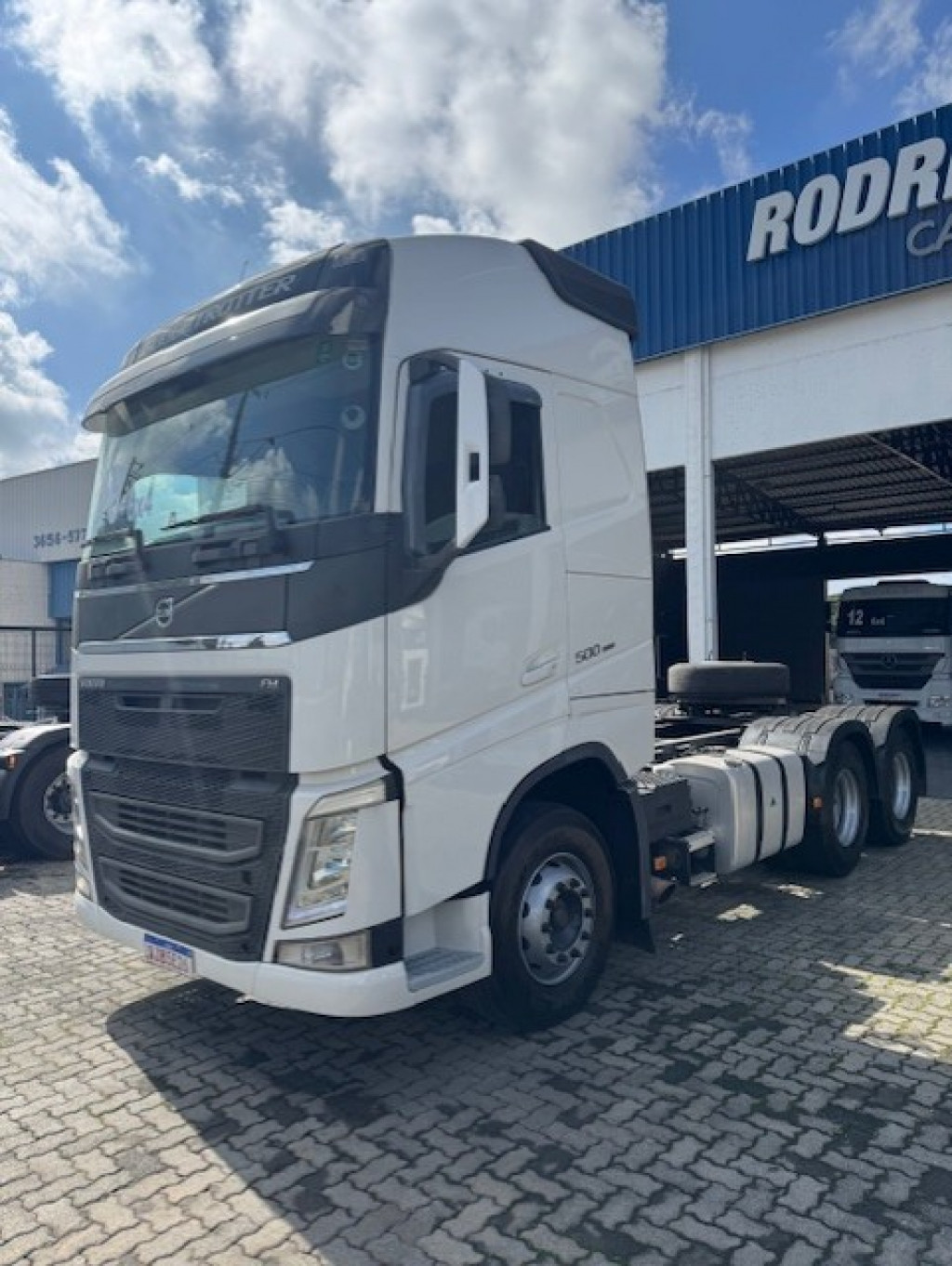 Imagem do veículo VOLVO FH 500 6x4 T (E5)
