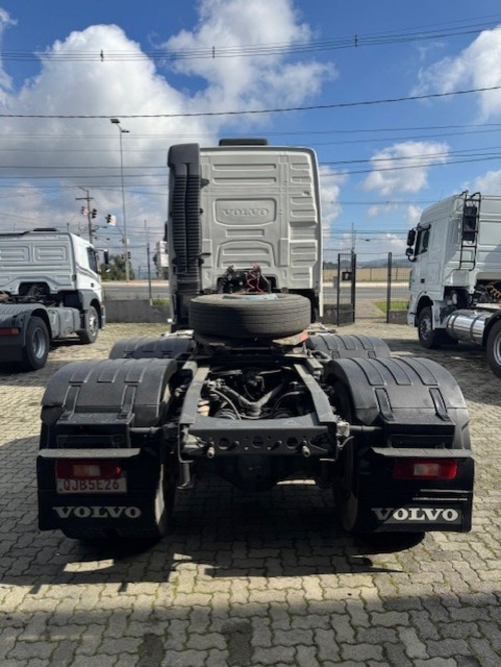 Imagem do veículo VOLVO FH 500 6x4 T (E5)