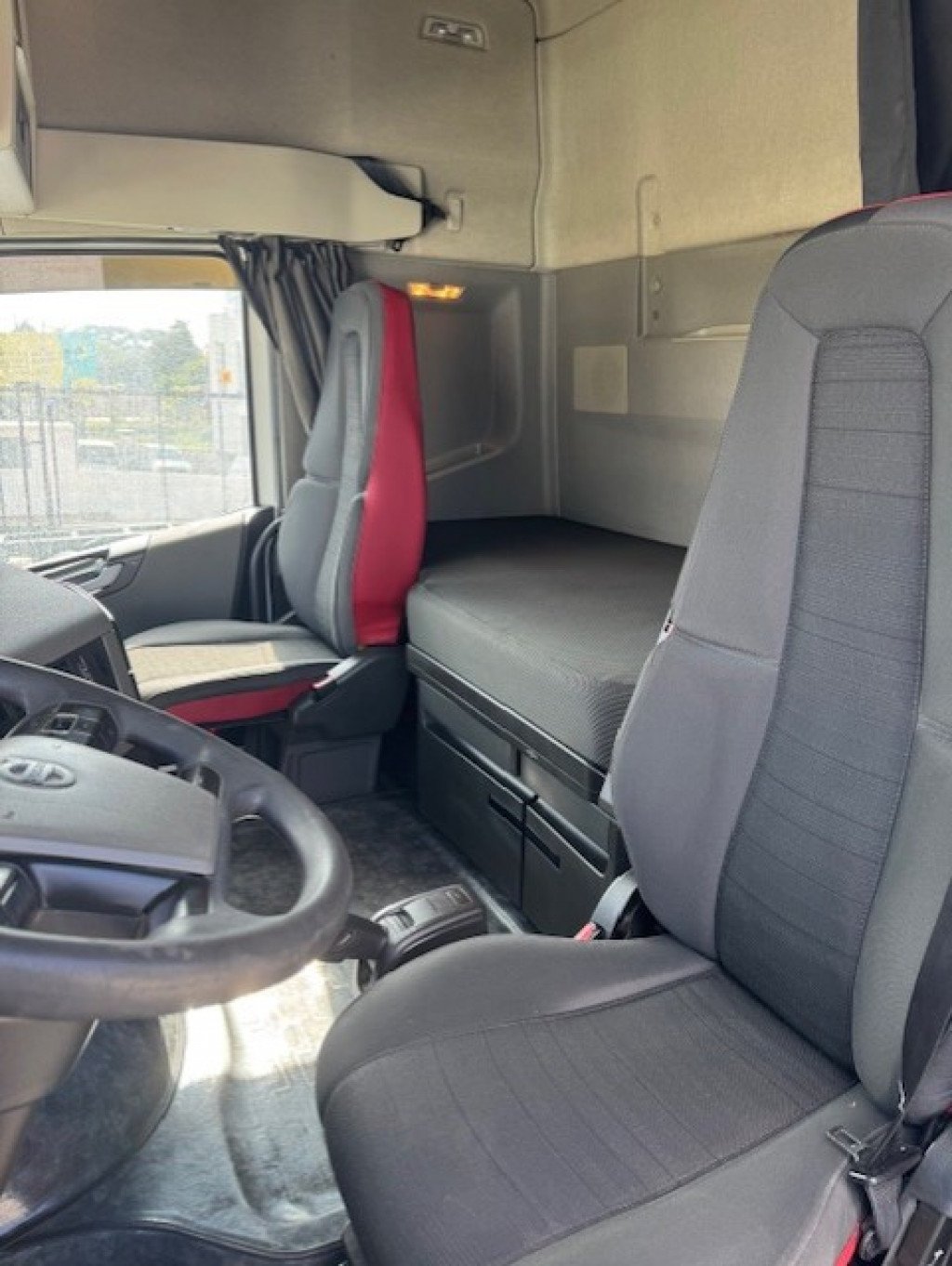 Imagem do veículo VOLVO FH 500 6x4 T (E5)
