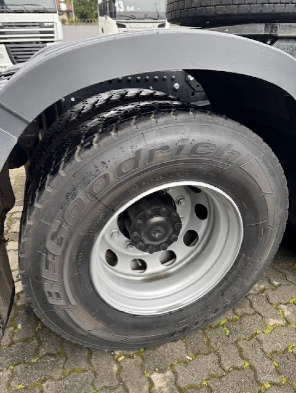 Imagem do veículo MERCEDES-BENZ Axor 2644 S 6x4 2P
