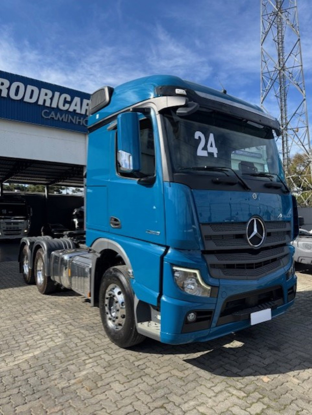 Imagem do veículo MERCEDES-BENZ Actros 2653