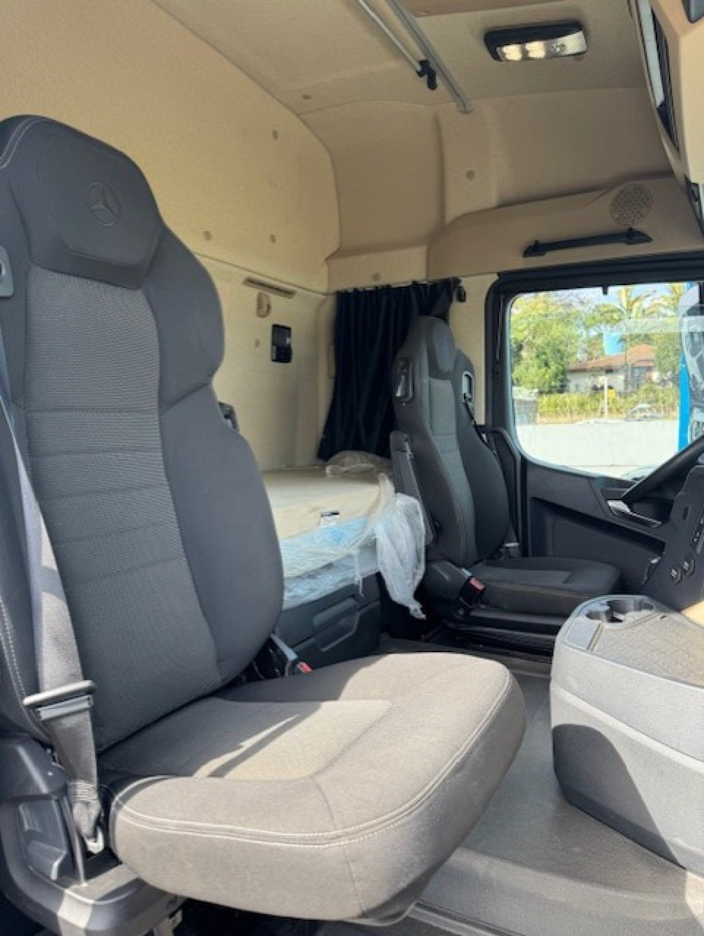 Imagem do veículo MERCEDES-BENZ Actros 2653