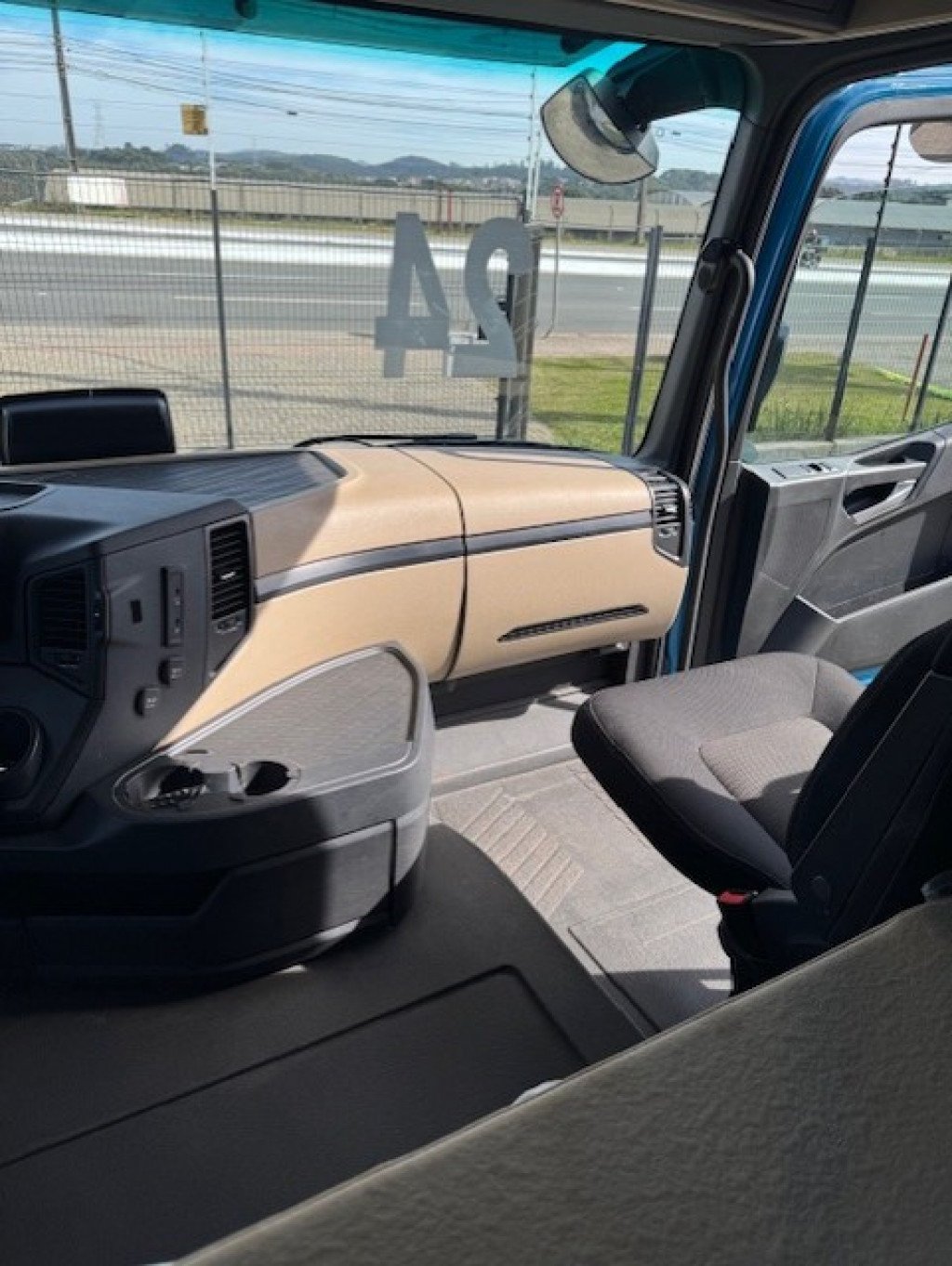 Imagem do veículo MERCEDES-BENZ Actros 2653