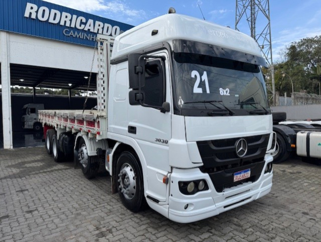 Imagem do veículo MERCEDES-BENZ ATEGO 3030 8x2 2p (diesel)(E5)