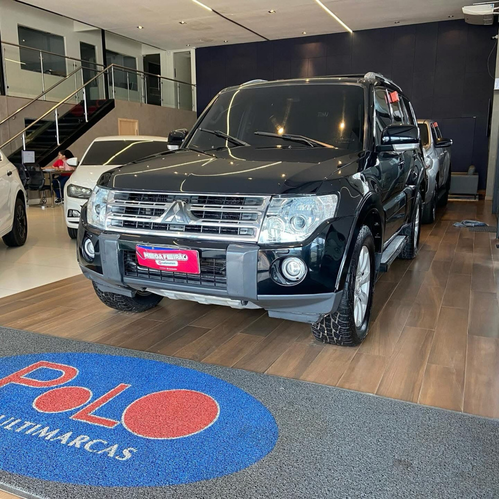 Imagem do veículo MITSUBISHI PAJERO 3.2 HPE 4X4 7 LUGARES 16V TURBO INTERCOOLER DIESEL 4P AUTOMÁTICO