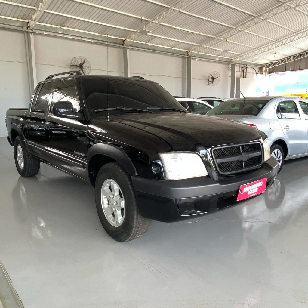 Imagem do veículo CHEVROLET S10 2.4 MPFI ADVANTAGE 4X2 CD 8V GASOLINA 4P MANUAL
