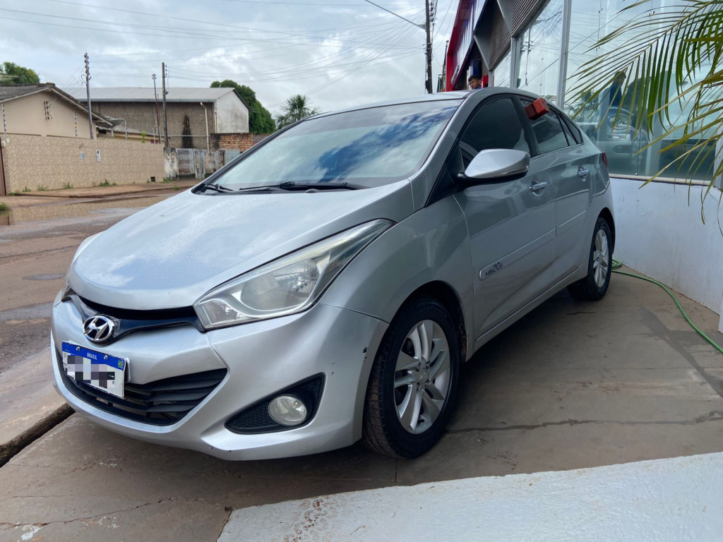 Imagem do veículo HYUNDAI HB20S 1.6 PREMIUM 16V FLEX 4P AUTOMÁTICO