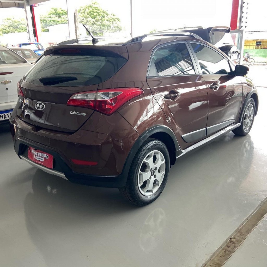 Imagem do veículo HYUNDAI HB20X 1.6 16V PREMIUM FLEX 4P MANUAL