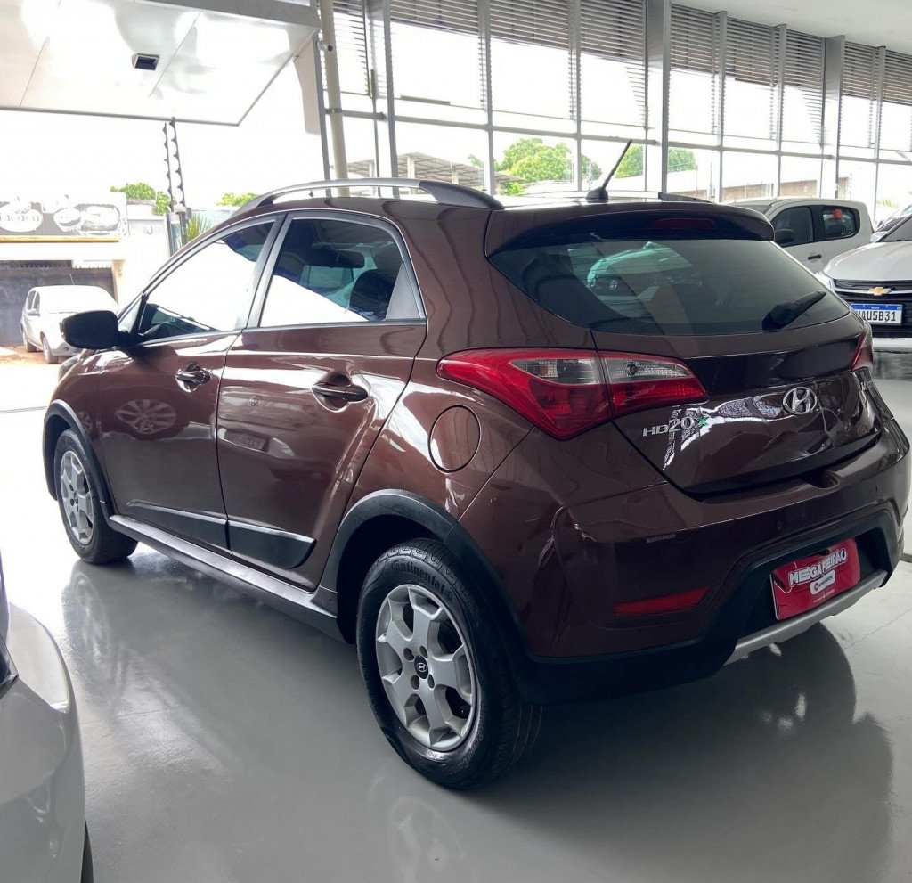 Imagem do veículo HYUNDAI HB20X 1.6 16V PREMIUM FLEX 4P MANUAL