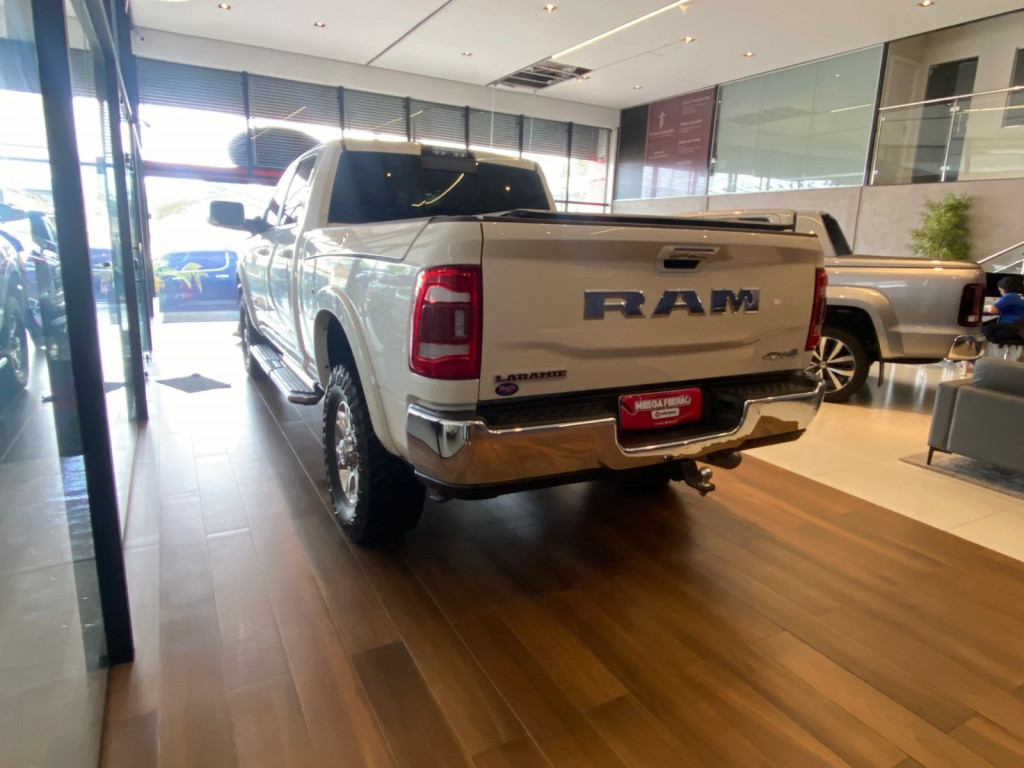 Imagem do veículo DODGE RAM 6.4 HEMI 2500 LARAMIE LONGHORN 4X4 CD V8 GASOLINA 4P AUTOMÁTICO