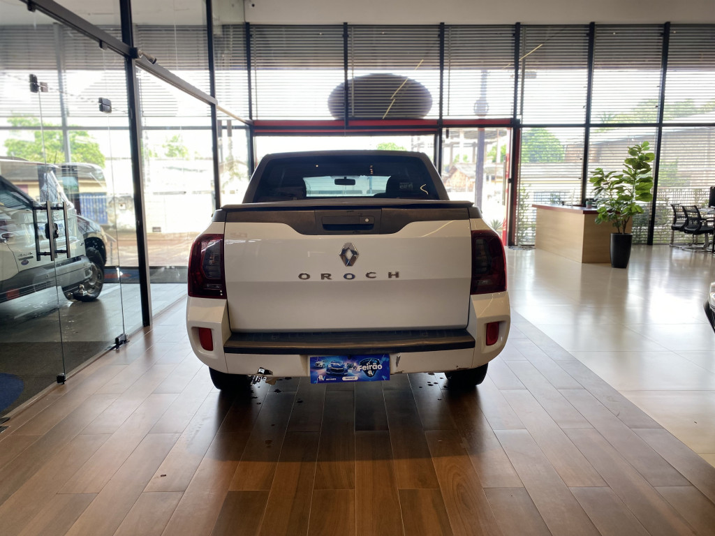Imagem do veículo RENAULT OROCH 1.6 16V FLEX DYNAMIQUE 4P MANUAL