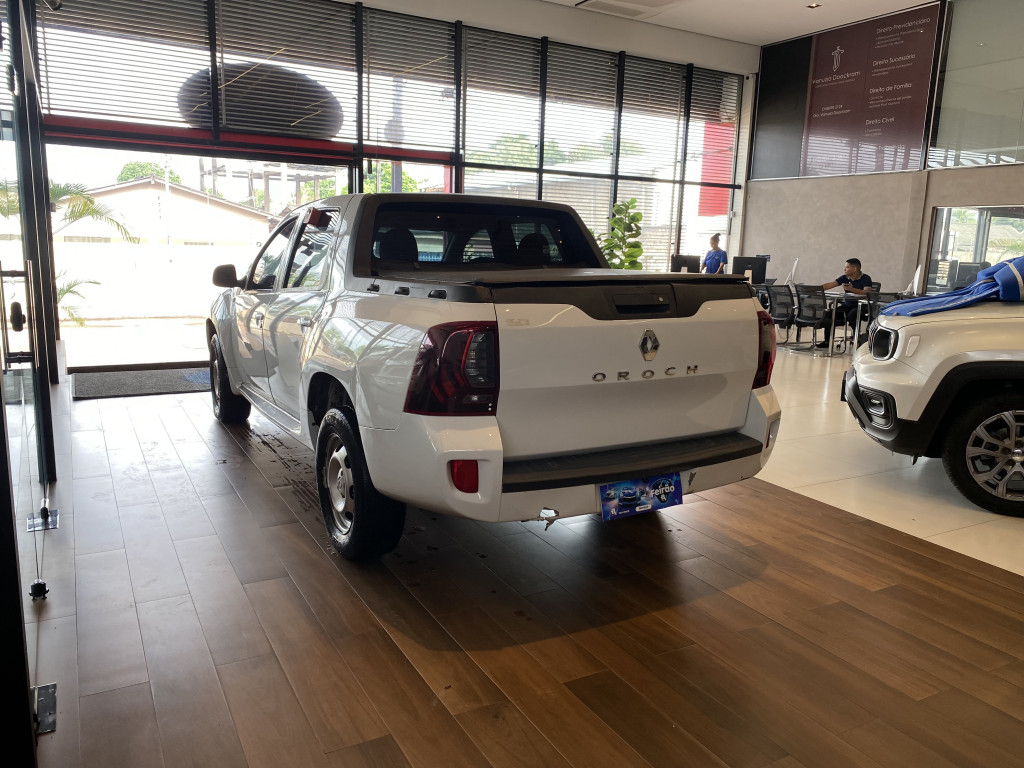 Imagem do veículo RENAULT OROCH 1.6 16V FLEX DYNAMIQUE 4P MANUAL