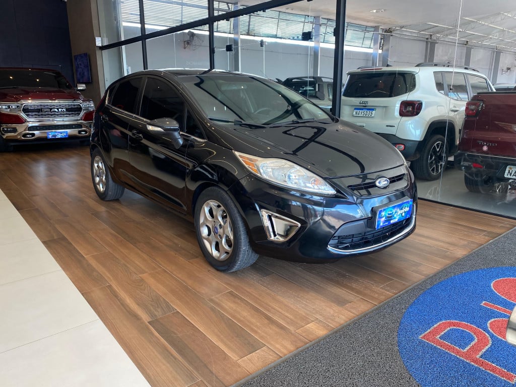 Imagem do veículo FORD FIESTA 1.5 SE HATCH 16V FLEX 4P MANUAL