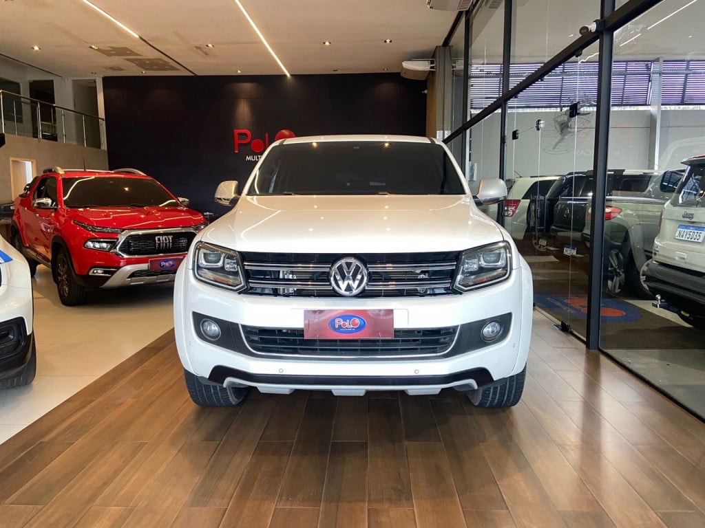 Imagem do veículo VOLKSWAGEN AMAROK 2.0 HIGHLINE ULTIMATE 4X4 CD 16V TURBO INTERCOOLER DIESEL 4P AUTOMÁTICO