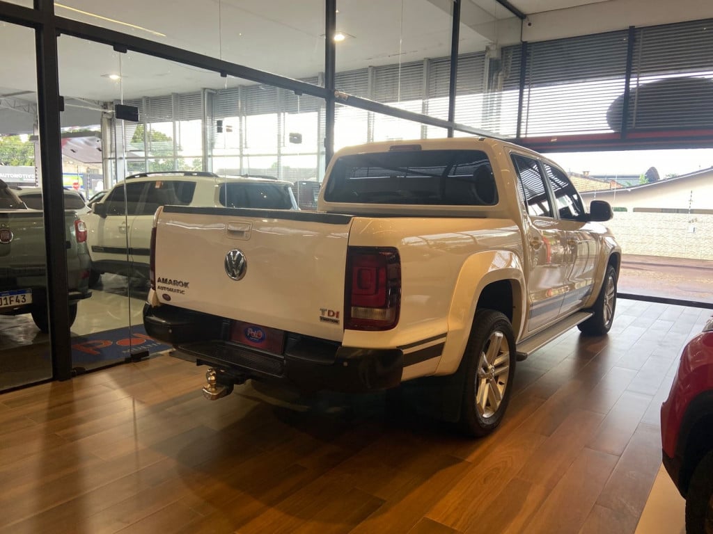Imagem do veículo VOLKSWAGEN AMAROK 2.0 HIGHLINE ULTIMATE 4X4 CD 16V TURBO INTERCOOLER DIESEL 4P AUTOMÁTICO