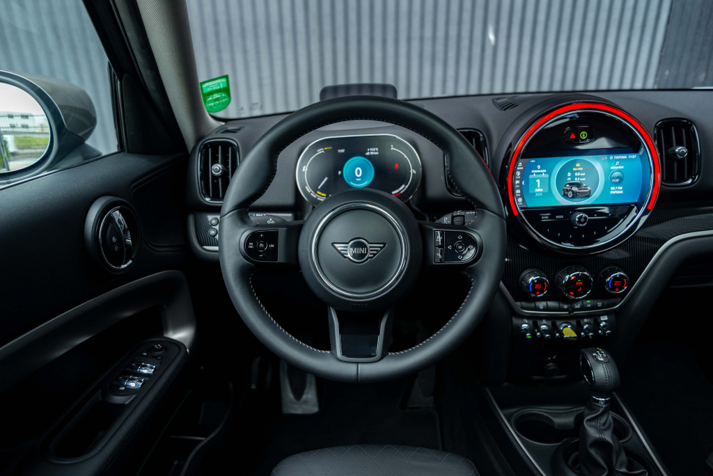Imagem do veículo MINI COUNTRYMAN 1.5 12V TWINPOWER TURBO HYBRID COOPER S E ALL4 STEPTRONIC