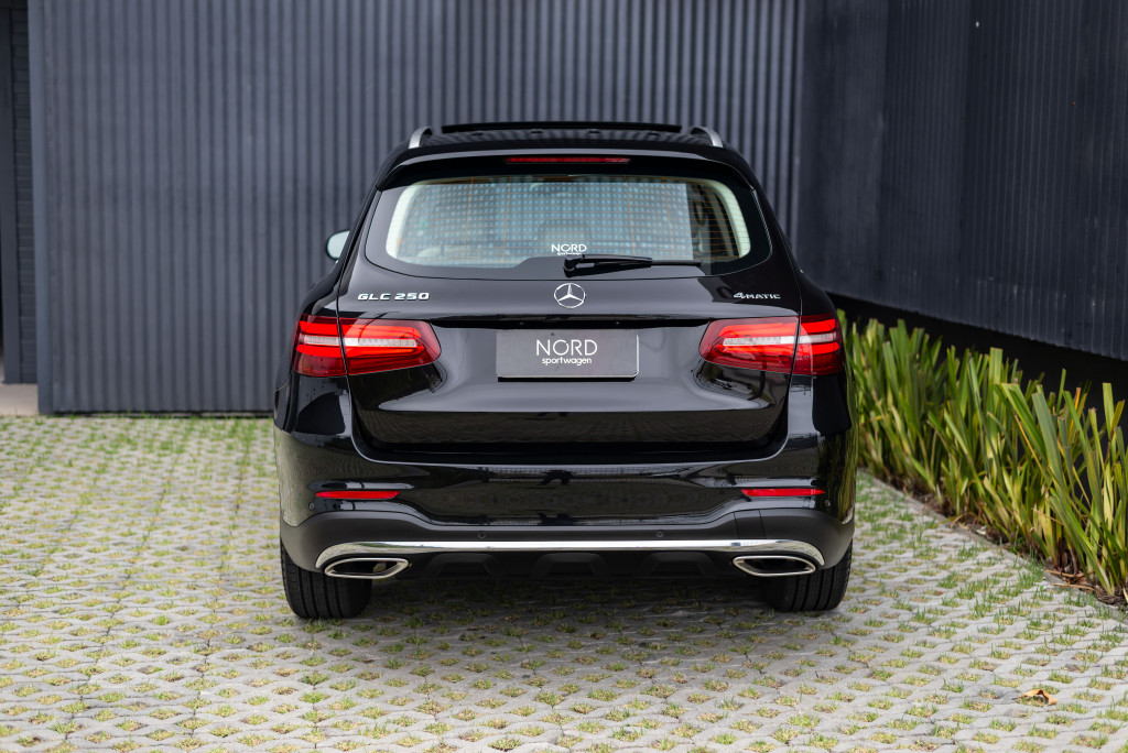 Imagem do veículo MERCEDES-BENZ GLC 250 2.0 CGI GASOLINA SPORT 4MATIC 9G-TRONIC
