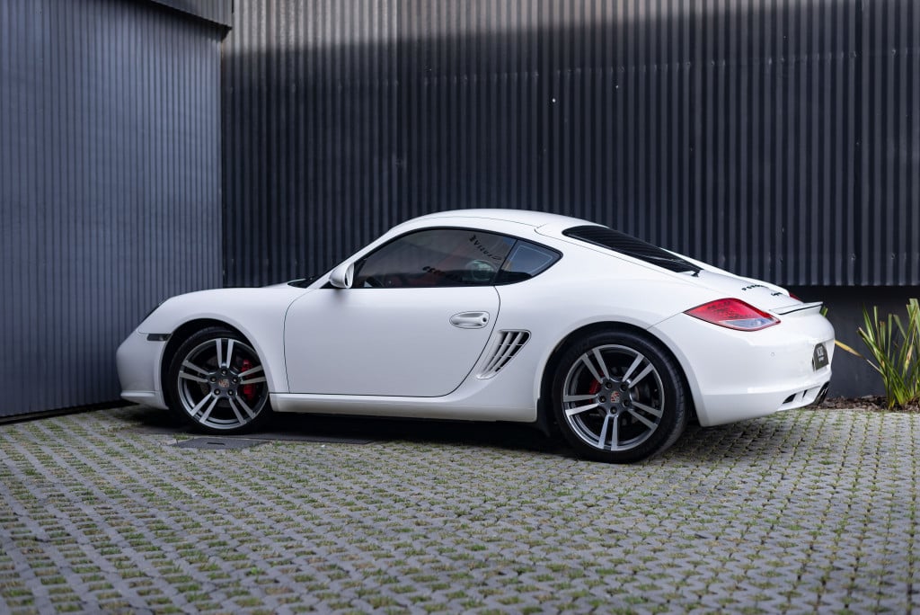 Imagem do veículo PORSCHE CAYMAN 3.4 S I6 24V GASOLINA 2P AUTOMATIZADO