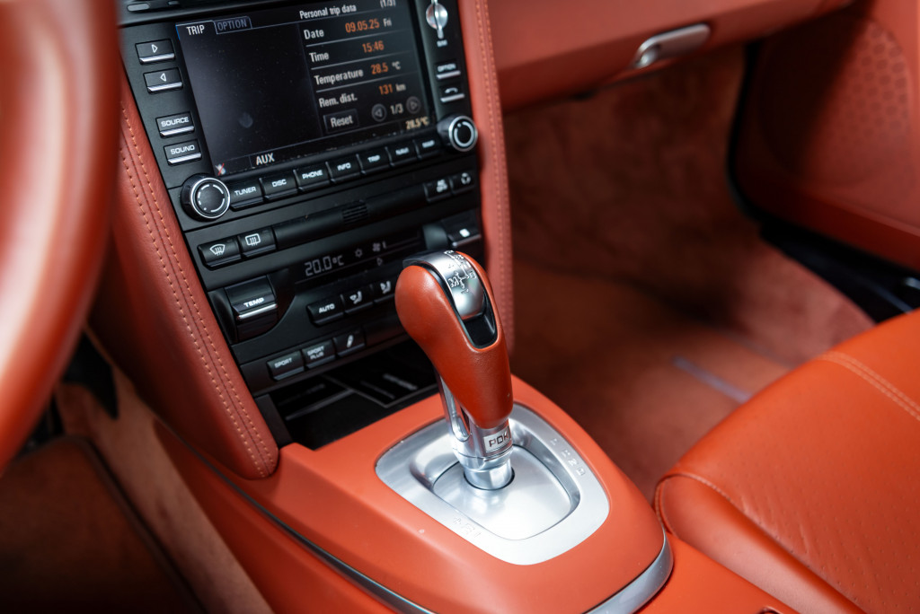 Imagem do veículo PORSCHE CAYMAN 3.4 S I6 24V GASOLINA 2P AUTOMATIZADO