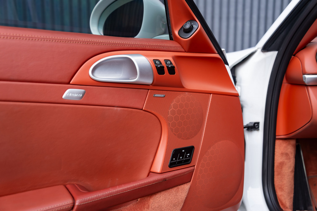 Imagem do veículo PORSCHE CAYMAN 3.4 S I6 24V GASOLINA 2P AUTOMATIZADO