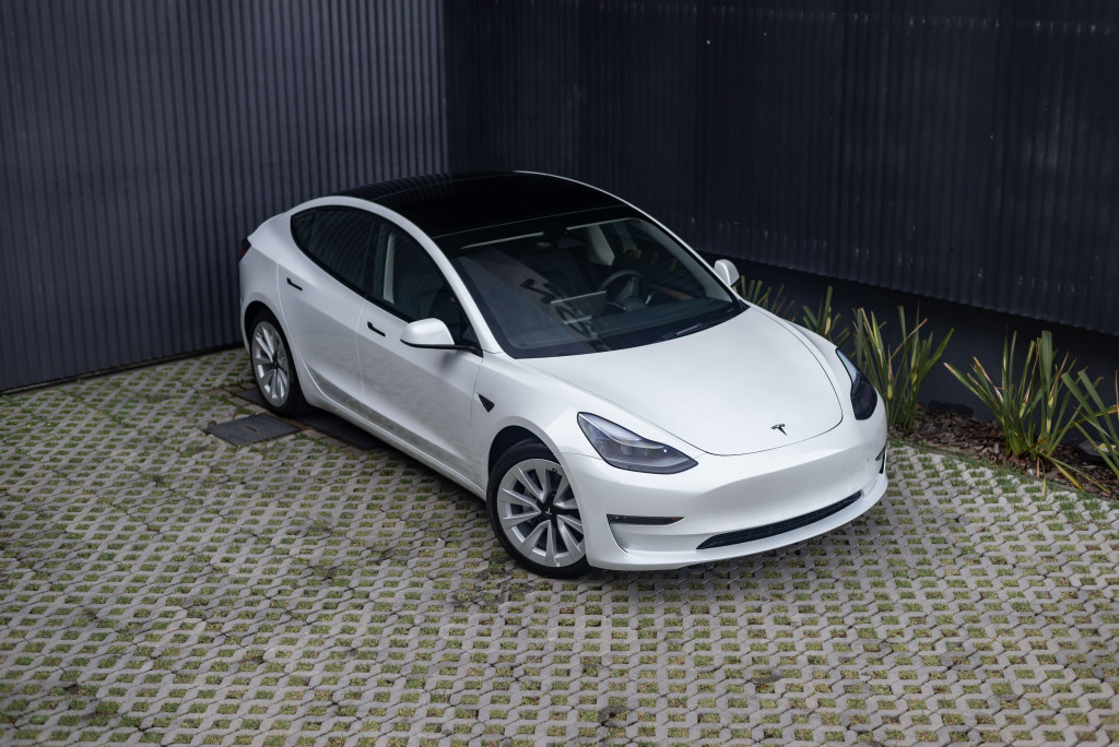 Imagem do veículo TESLA MODEL 3 ELÉTRICO AWD LONG RANGE PERFORMANCE