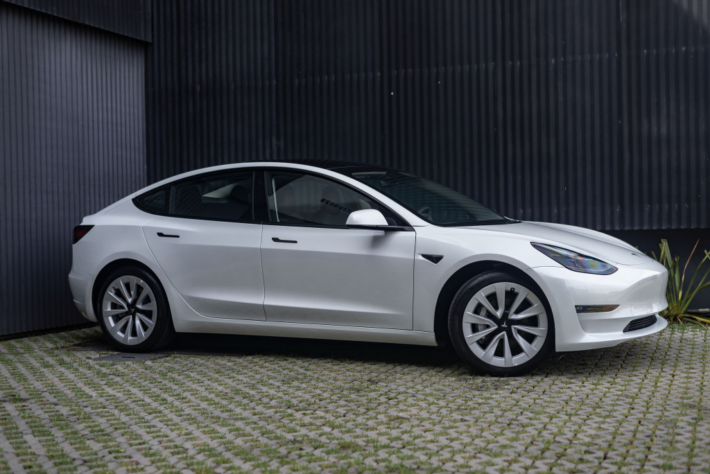 Imagem do veículo TESLA MODEL 3 ELÉTRICO AWD LONG RANGE PERFORMANCE