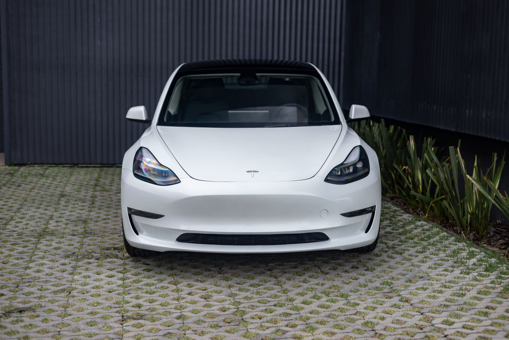 Imagem do veículo TESLA MODEL 3 ELÉTRICO AWD LONG RANGE PERFORMANCE
