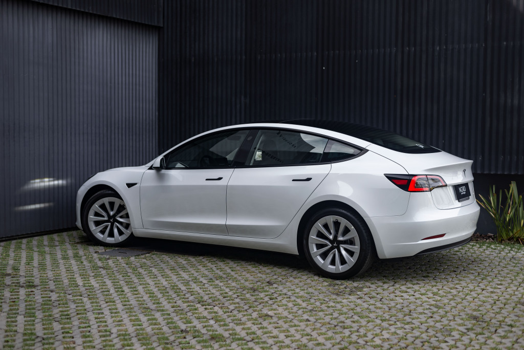 Imagem do veículo TESLA MODEL 3 ELÉTRICO AWD LONG RANGE PERFORMANCE