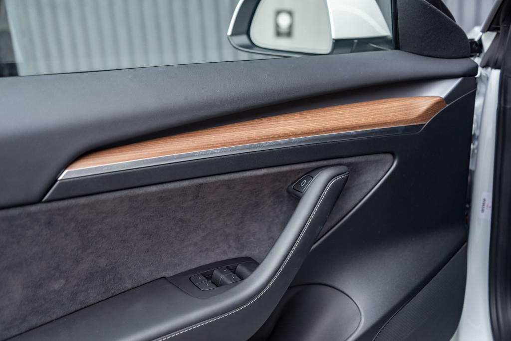 Imagem do veículo TESLA MODEL 3 ELÉTRICO AWD LONG RANGE PERFORMANCE