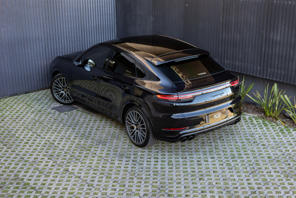 Imagem do veículo PORSCHE CAYENNE 4.0 V8 GASOLINA TURBO COUPÉ AWD TIPTRONIC S