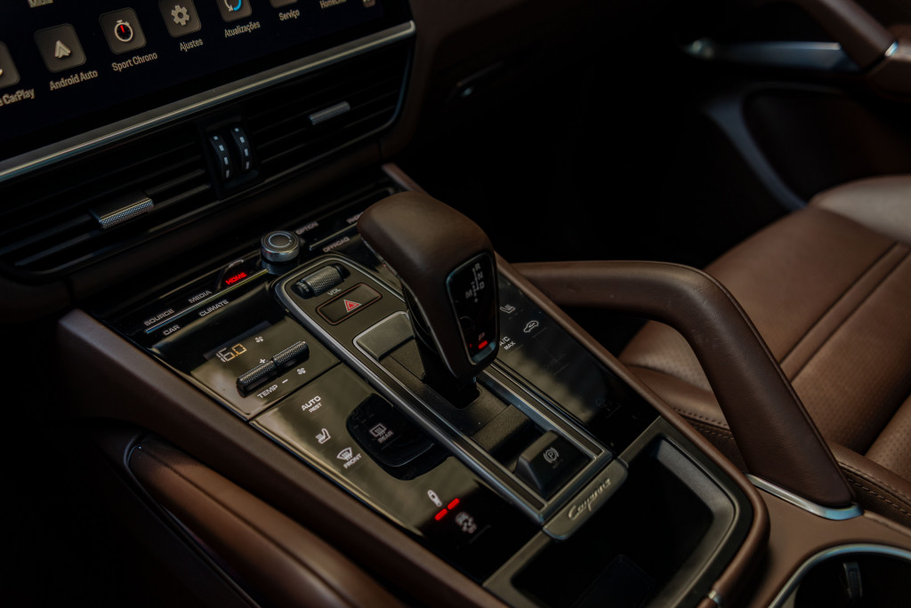 Imagem do veículo PORSCHE CAYENNE 4.0 V8 GASOLINA TURBO COUPÉ AWD TIPTRONIC S