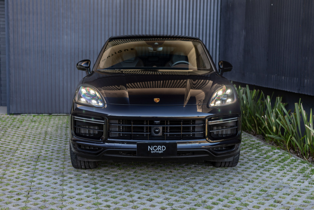 Imagem do veículo PORSCHE CAYENNE 4.0 V8 GASOLINA TURBO COUPÉ AWD TIPTRONIC S