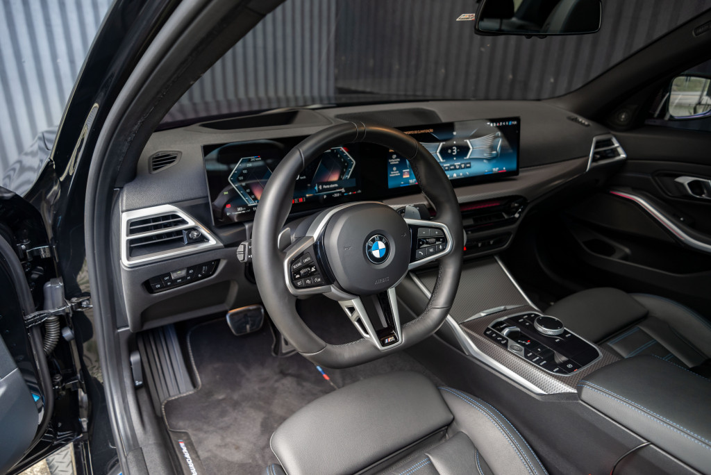 Imagem do veículo BMW 320i 2.0 16V TURBO FLEX M SPORT 10th ANNIVERSARY EDITION AUTOMÁTICO