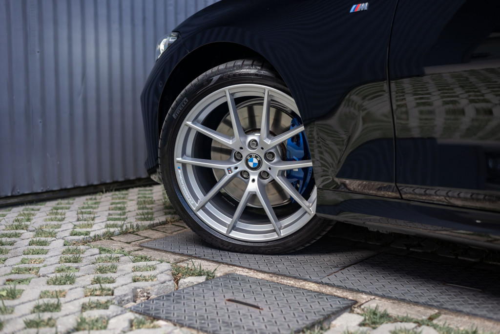 Imagem do veículo BMW 320i 2.0 16V TURBO FLEX M SPORT 10th ANNIVERSARY EDITION AUTOMÁTICO