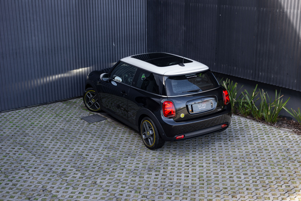 Imagem do veículo MINI COOPER SE SPORT 2P ELÉTRICO