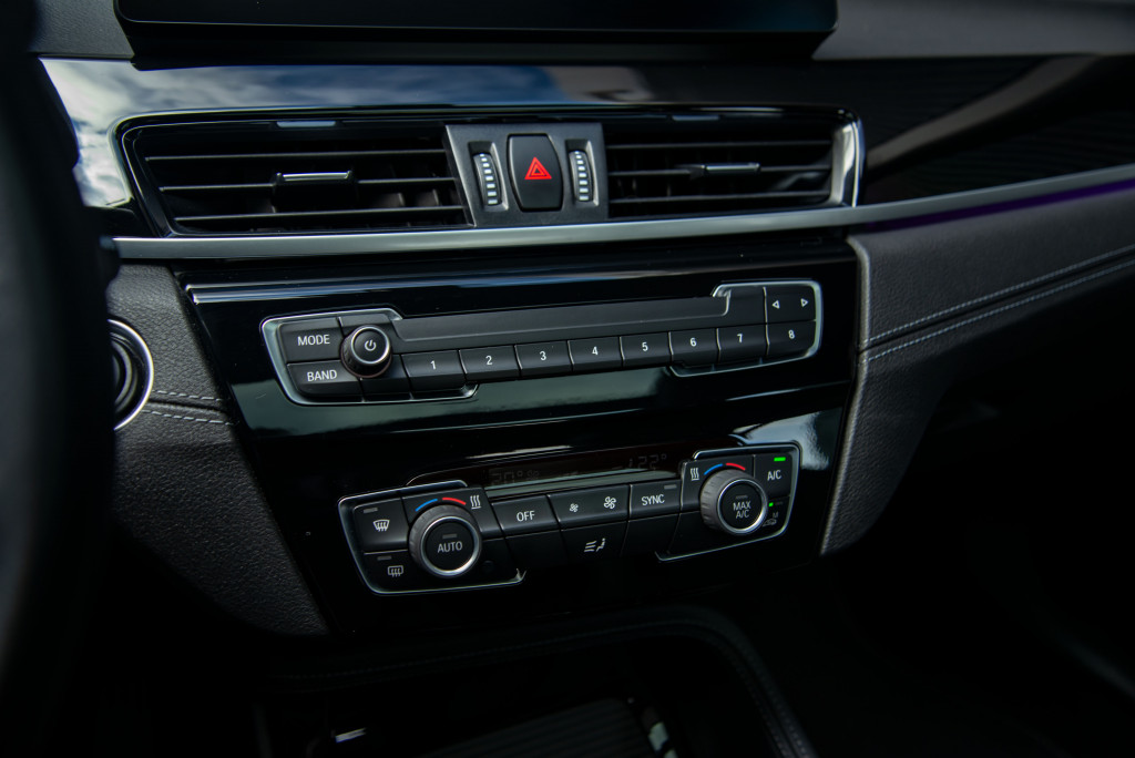 Imagem do veículo BMW X1 2.0 16V TURBO ACTIVEFLEX SDRIVE20I X-LINE 4P AUTOMÁTICO
