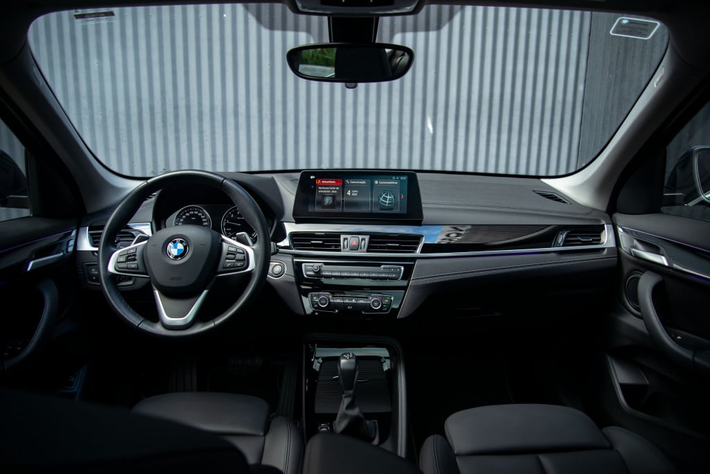 Imagem do veículo BMW X1 2.0 16V TURBO ACTIVEFLEX SDRIVE20I X-LINE 4P AUTOMÁTICO