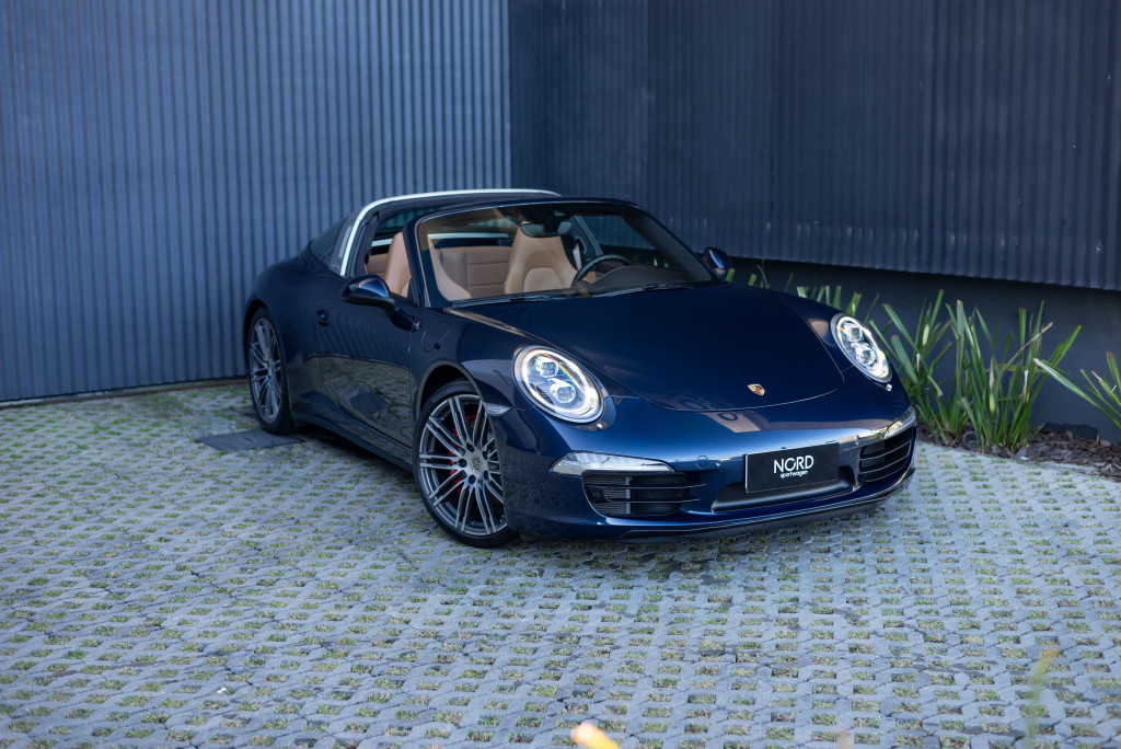 PORSCHE 911 3.8 TARGA 4S 6 CILINDROS 24V GASOLINA 2P AUTOMATIZADO