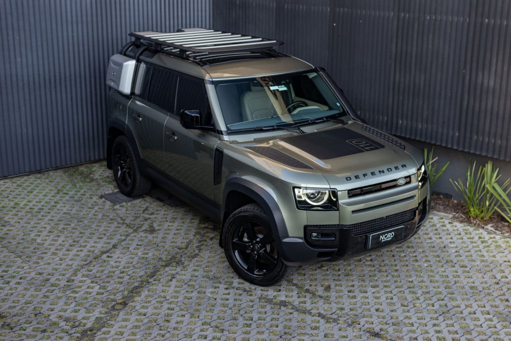 Imagem do veículo LAND ROVER DEFENDER 2.0 P300 GASOLINA 110 HSE AWD AUTOMÁTICO