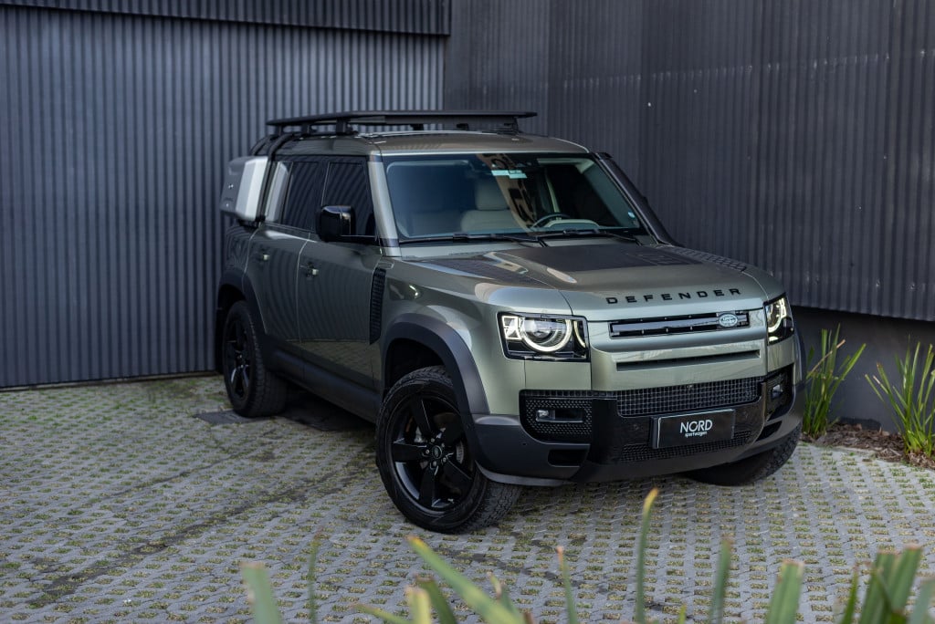 Imagem do veículo LAND ROVER DEFENDER 2.0 P300 GASOLINA 110 HSE AWD AUTOMÁTICO