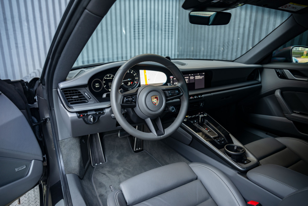 Imagem do veículo PORSCHE 911 3.0 24V H6 GASOLINA CARRERA S PDK