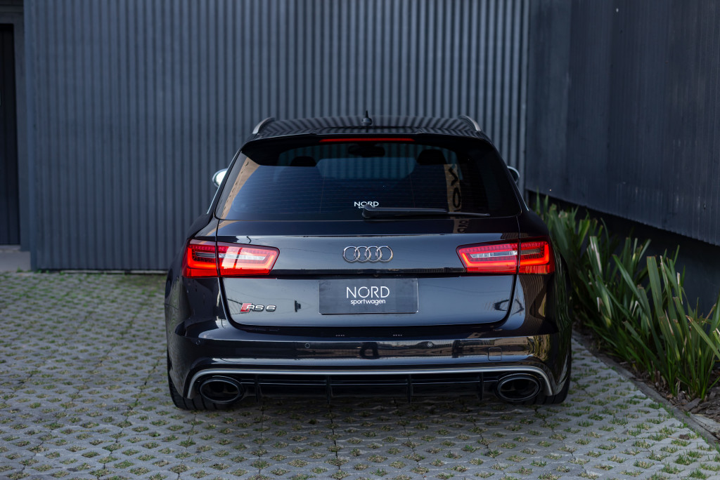 Imagem do veículo AUDI RS6 4.0 AVANT V8 32V BI-TURBO GASOLINA 4P TIPTRONIC