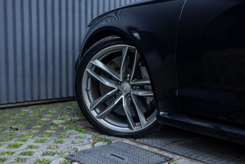 Imagem do veículo AUDI RS6 4.0 AVANT V8 32V BI-TURBO GASOLINA 4P TIPTRONIC