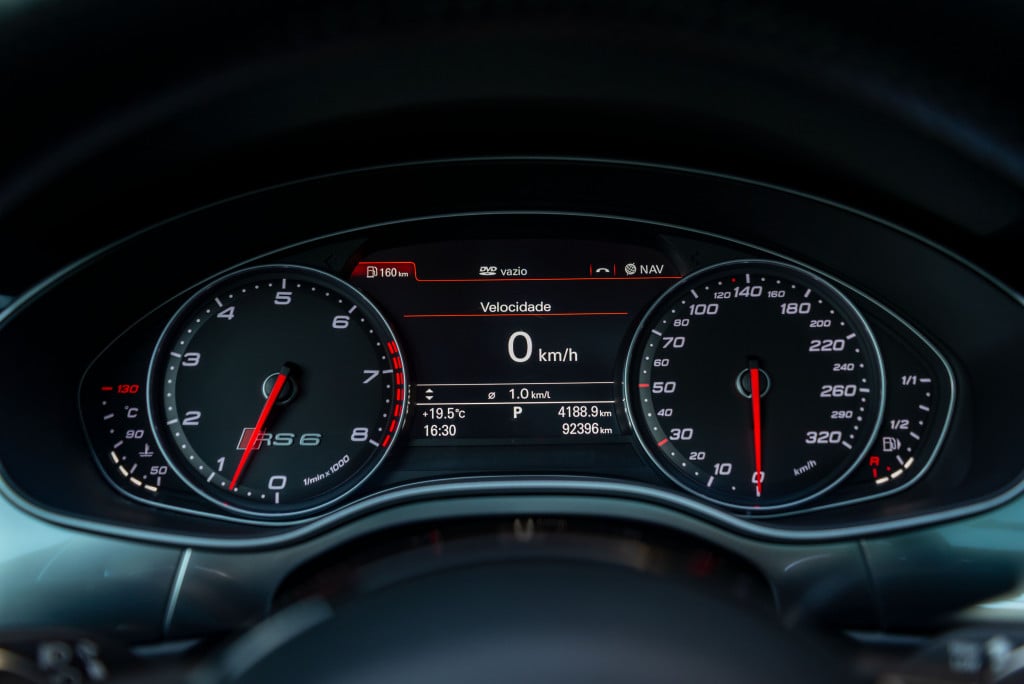 Imagem do veículo AUDI RS6 4.0 AVANT V8 32V BI-TURBO GASOLINA 4P TIPTRONIC