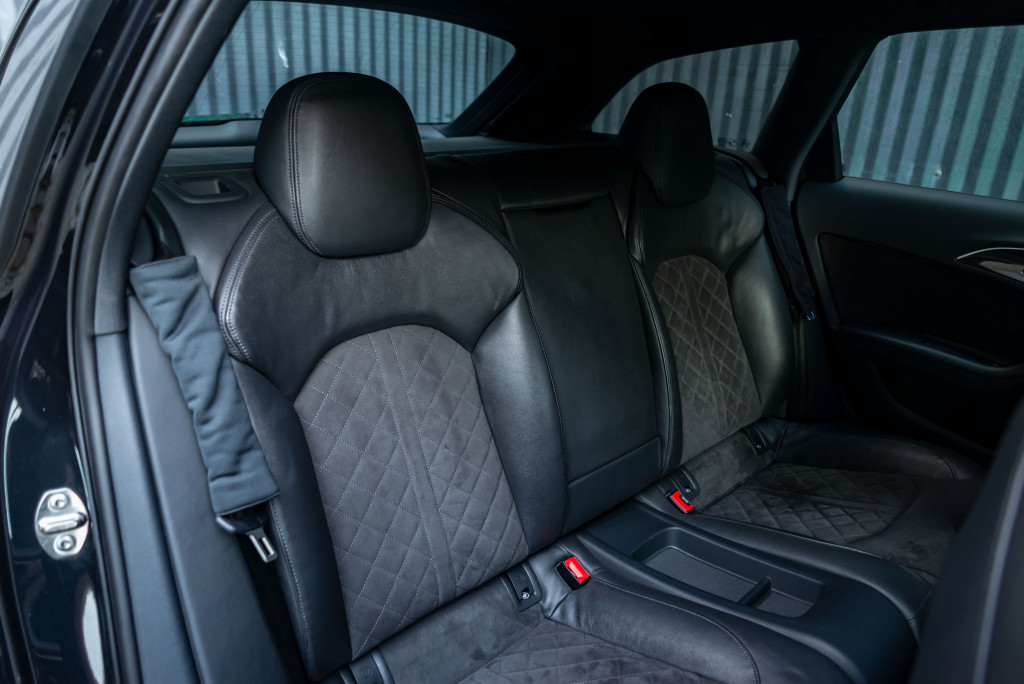Imagem do veículo AUDI RS6 4.0 AVANT V8 32V BI-TURBO GASOLINA 4P TIPTRONIC