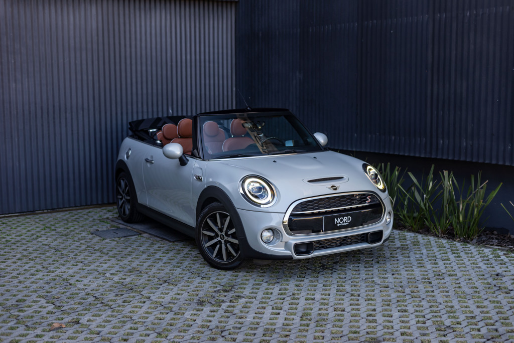 MINI COOPER 2.0 16V TWINPOWER GASOLINA S CABRIO STEPTRONIC